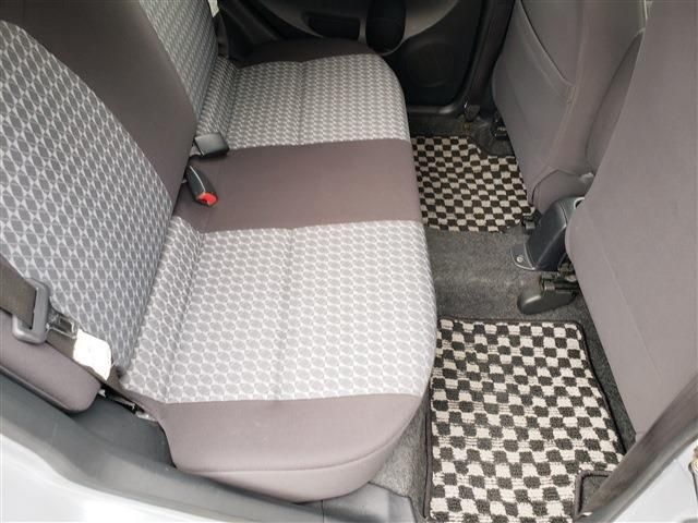 DAIHATSU MIRA GINO 2005