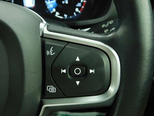 VOLVO VOLVO V60 2019