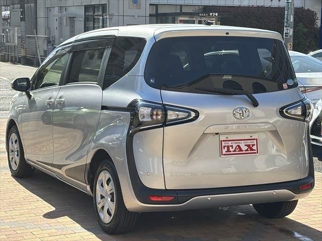 TOYOTA SIENTA 2019