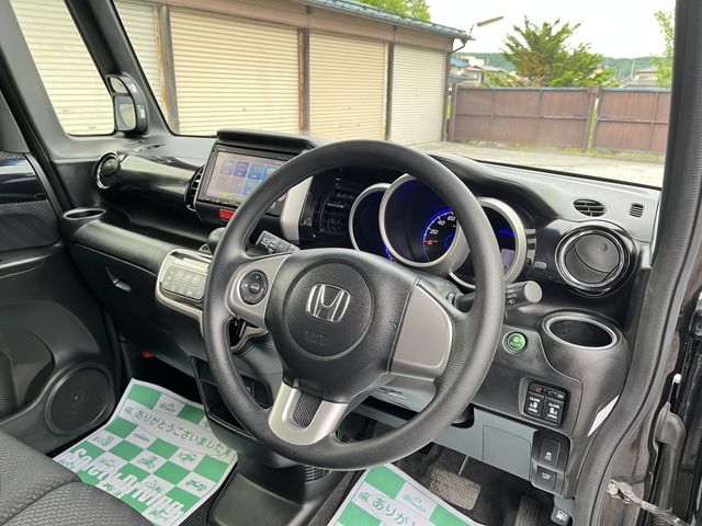 HONDA N BOX CUSTOM 2014