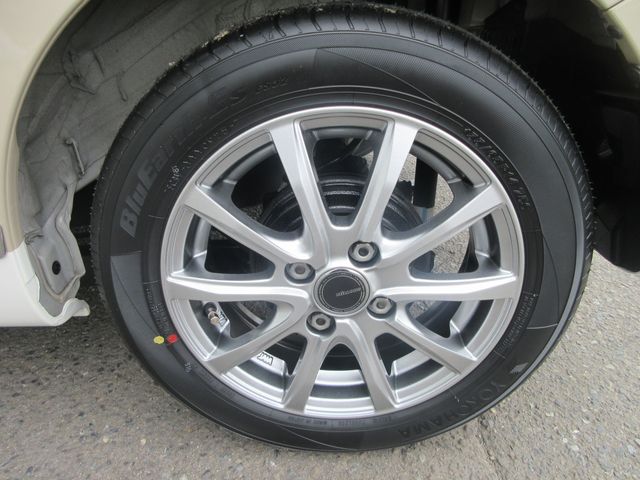 DAIHATSU MOVE canbus 4WD 2019