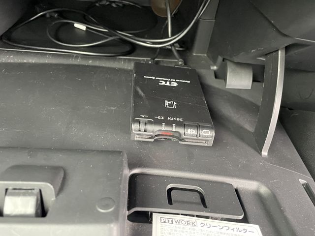 NISSAN NOTE 4WD 2019