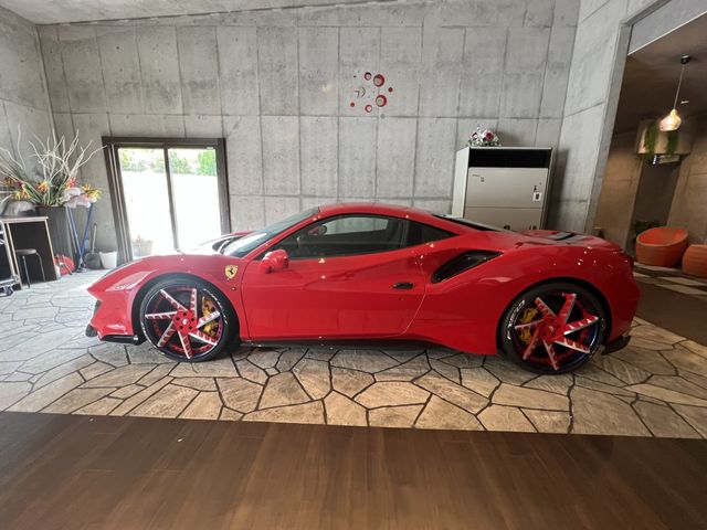FERRARI FERRARI 488 Pista 2020