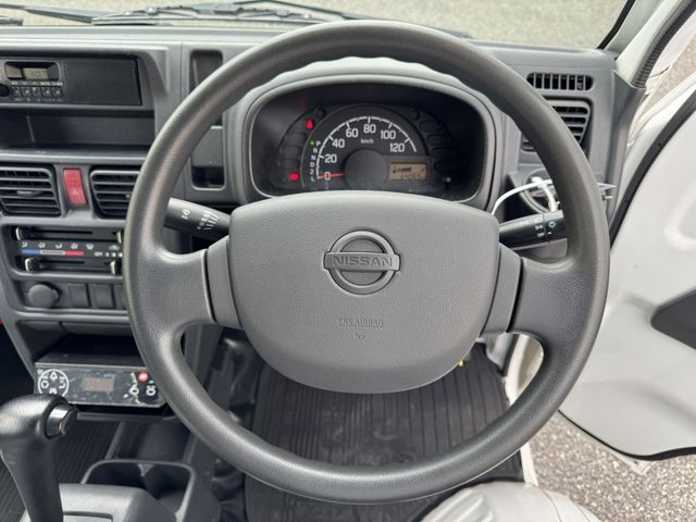 NISSAN NT100 CLIPPER 2019