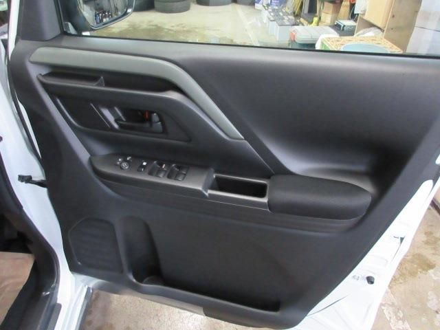 SUZUKI Spacia GEAR 4WD 2024