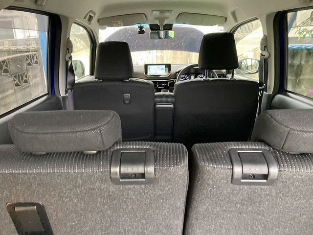 DAIHATSU MOVE CUSTOM 2018