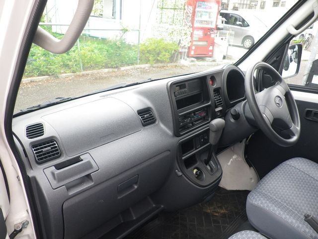 DAIHATSU HIJET CARGO 4WD 2016