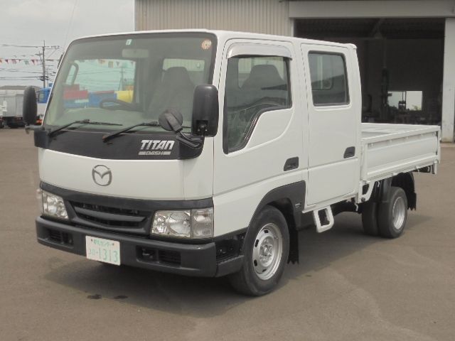 MAZDA TITAN DUSH 2003