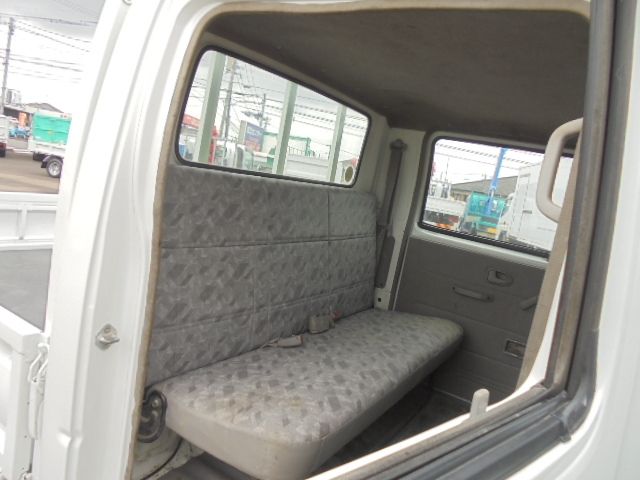 MAZDA TITAN DUSH 2003