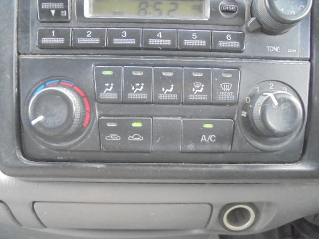 MAZDA TITAN DUSH 2003