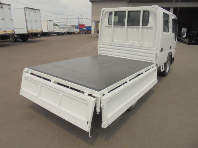 MAZDA TITAN DUSH 2003