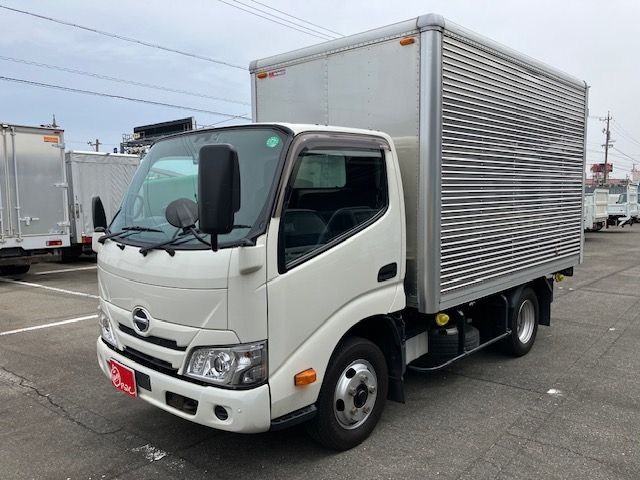 HINO DUTRO 2020