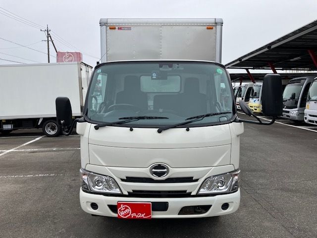 HINO DUTRO 2020