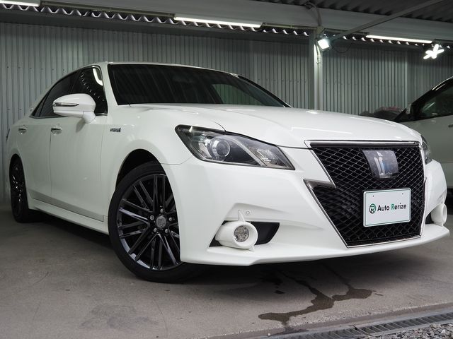 TOYOTA CROWN sedan hybrid 2015