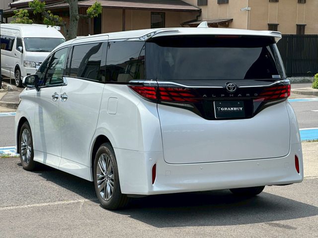 TOYOTA ALPHARD hybrid 2023
