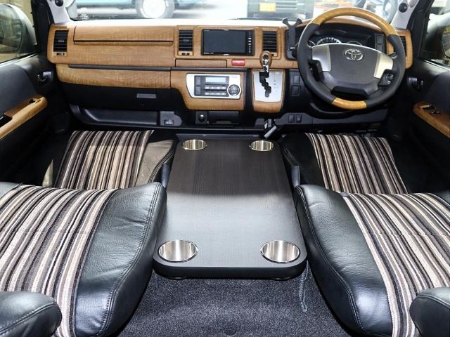 TOYOTA HIACE van 2WD 2014