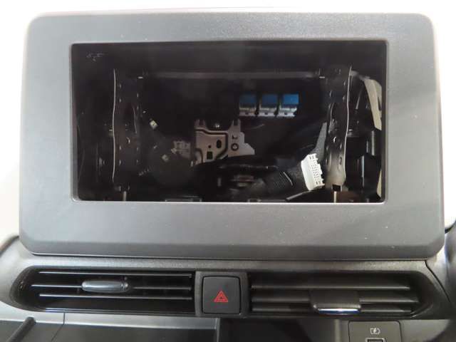 MITSUBISHI eK WAGON 2024