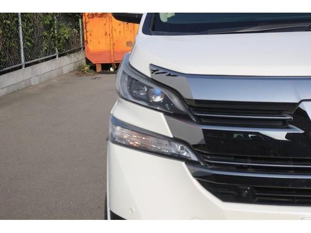TOYOTA VELLFIRE 2015