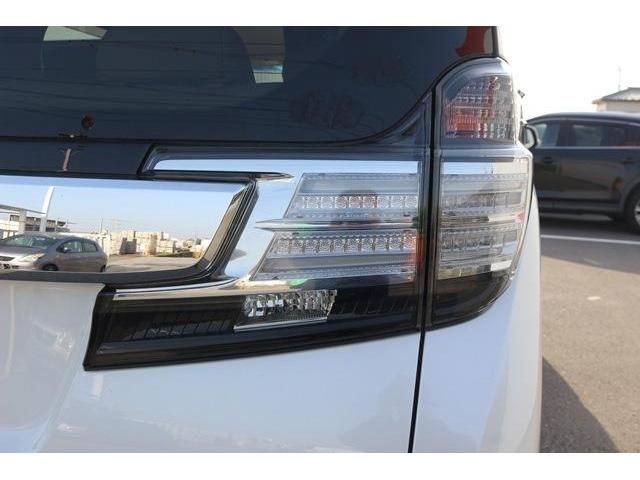 TOYOTA VELLFIRE 2015