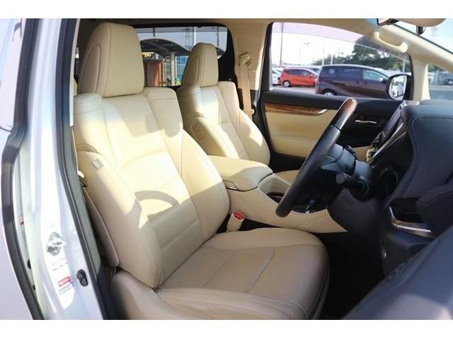 TOYOTA VELLFIRE 2015