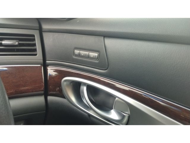 NISSAN CIMA HYBRID 2015