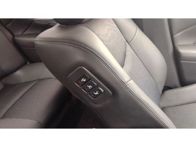 NISSAN CIMA HYBRID 2015