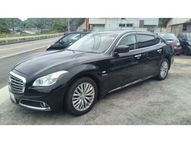 NISSAN CIMA HYBRID 2015