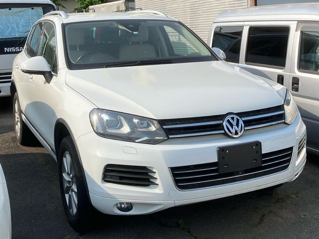 VOLKSWAGEN VOLKSWAGEN TOUAREG 2013
