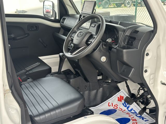 DAIHATSU HIJET truck 2024