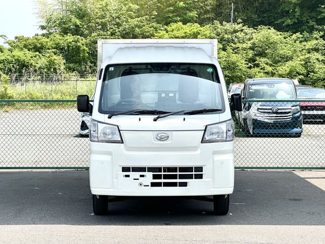 DAIHATSU HIJET truck 2024