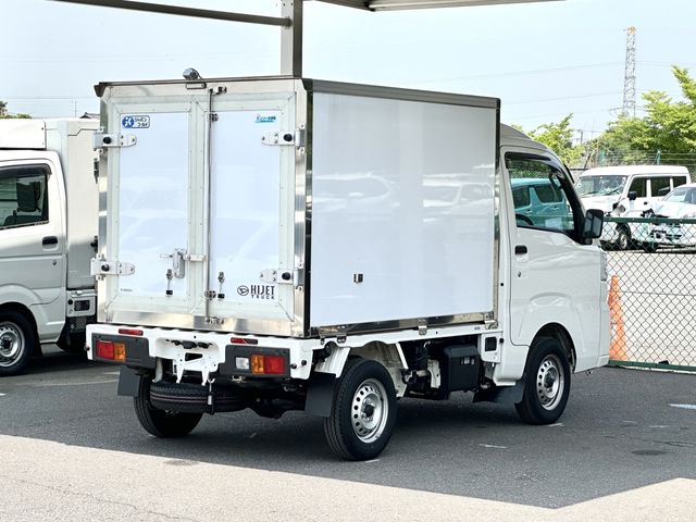 DAIHATSU HIJET truck 2024
