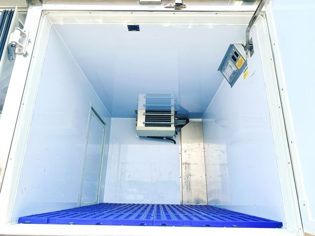 DAIHATSU HIJET truck 2024