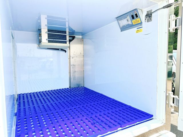 DAIHATSU HIJET truck 2024