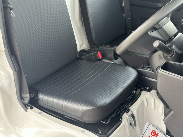 DAIHATSU HIJET truck 2024