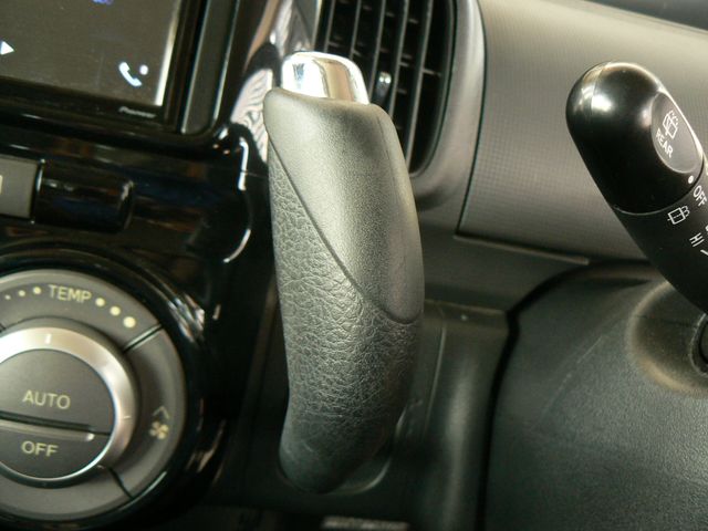 DAIHATSU TANTO CUSTOM 2010