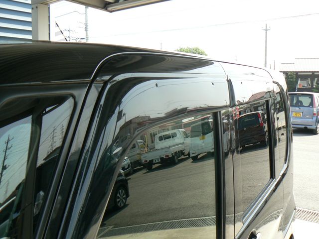 DAIHATSU TANTO CUSTOM 2010