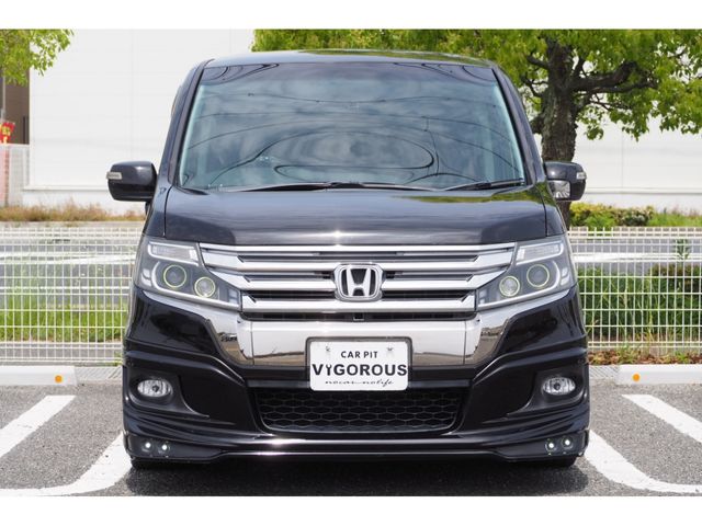 HONDA STEPWAGON SPADA 2014
