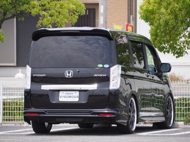 HONDA STEPWAGON SPADA 2014