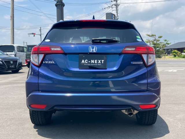 HONDA VEZEL HYBRID 2014
