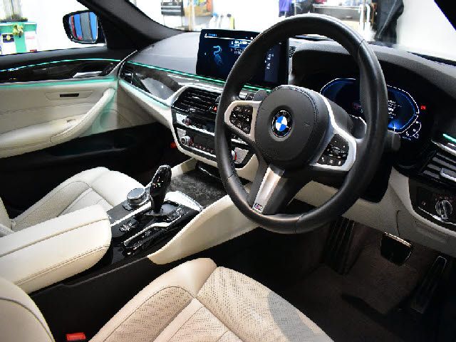 BMW BMW 5series sedan 2020