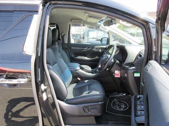 TOYOTA VELLFIRE 2019