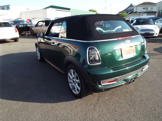 BMW BMW MINI open 2011