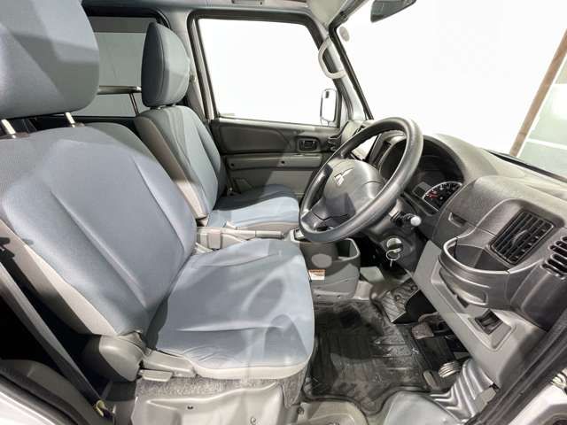 MITSUBISHI MINICAB van 4WD 2014