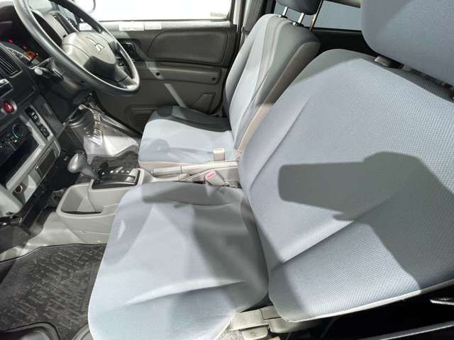 MITSUBISHI MINICAB van 4WD 2014