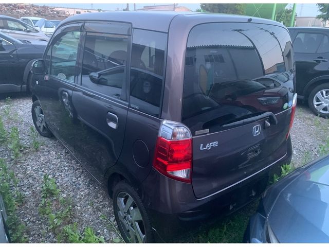 HONDA LIFE 2011