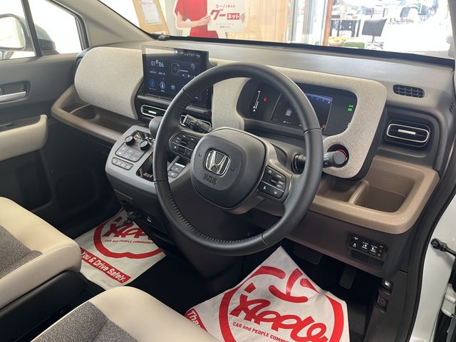 HONDA FREED 4WD 2025