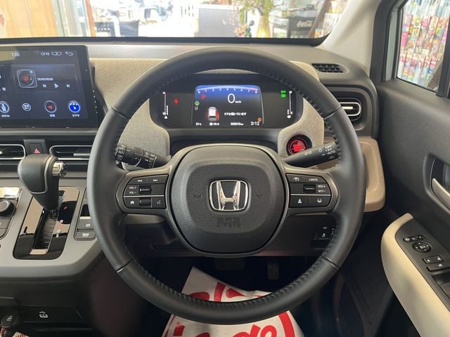 HONDA FREED 4WD 2025