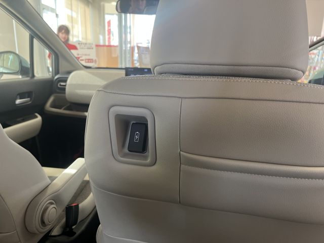 HONDA FREED 4WD 2025