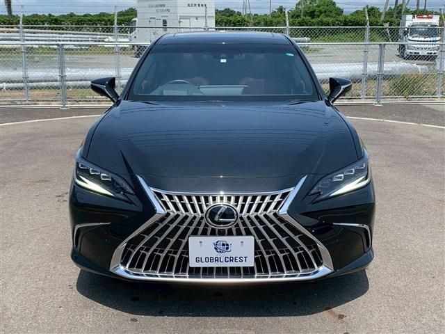 TOYOTA LEXUS ES300h 2023
