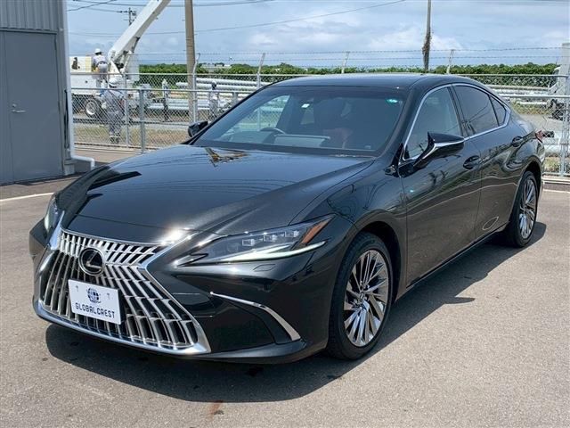 TOYOTA LEXUS ES300h 2023